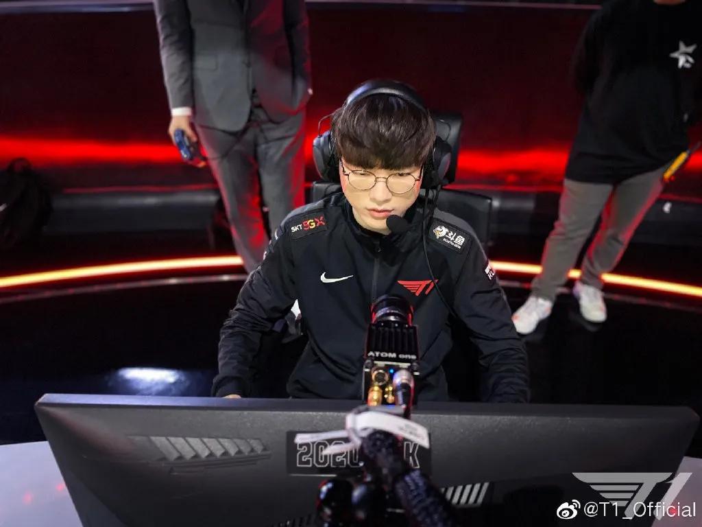 开云在线-接受日本投降的中国人是谁